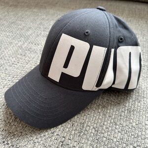 PUMA Women’s Snap Back Hat in Gray/White